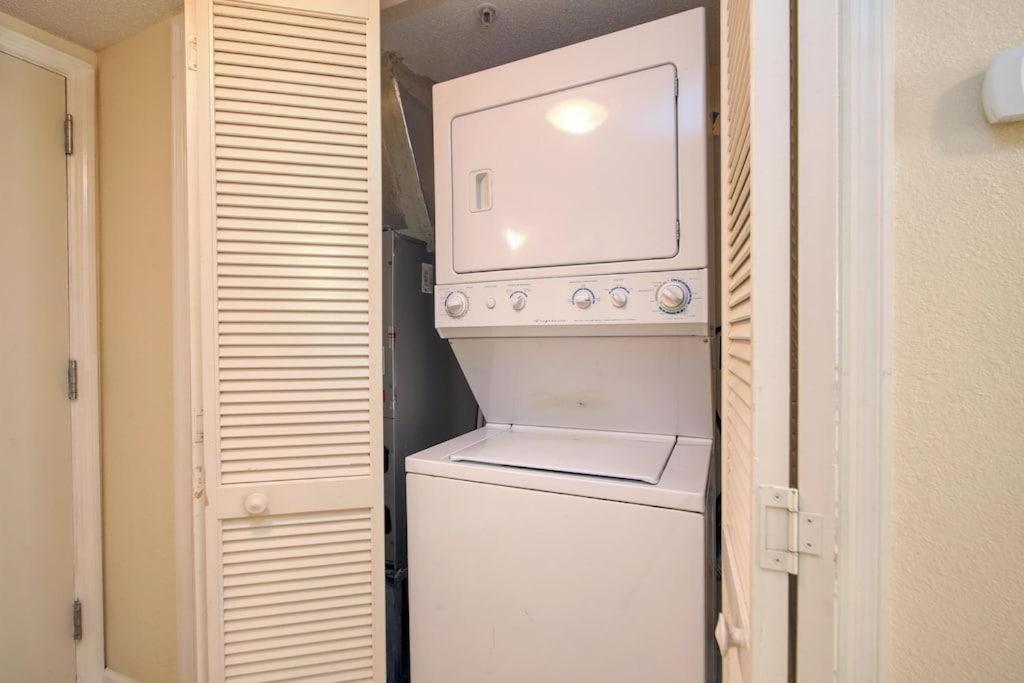 マートルビーチ 2501 S Ocean Blvd, 0831 - Ocean View Sleeps 8ヴィラ エクステリア 写真