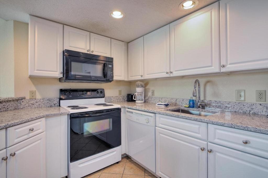 マートルビーチ 2501 S Ocean Blvd, 0831 - Ocean View Sleeps 8ヴィラ エクステリア 写真