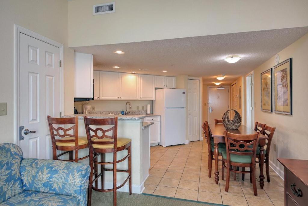 マートルビーチ 2501 S Ocean Blvd, 0831 - Ocean View Sleeps 8ヴィラ エクステリア 写真